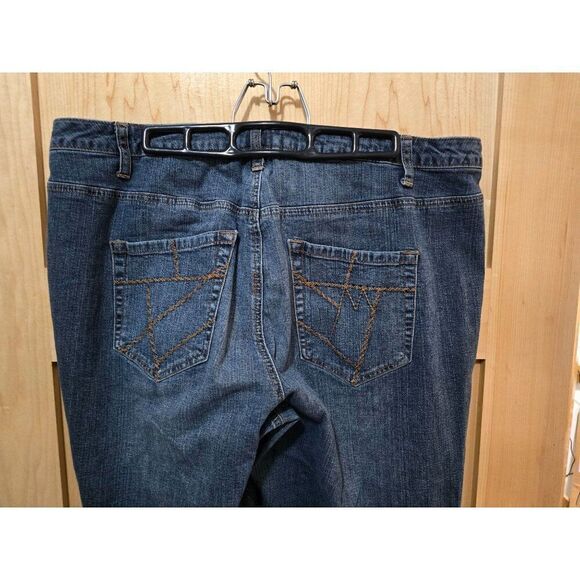 Womens Denim Capri Jeans With Pearl Studs & Embroidered Pockets See Pics - Picture 3 of 10